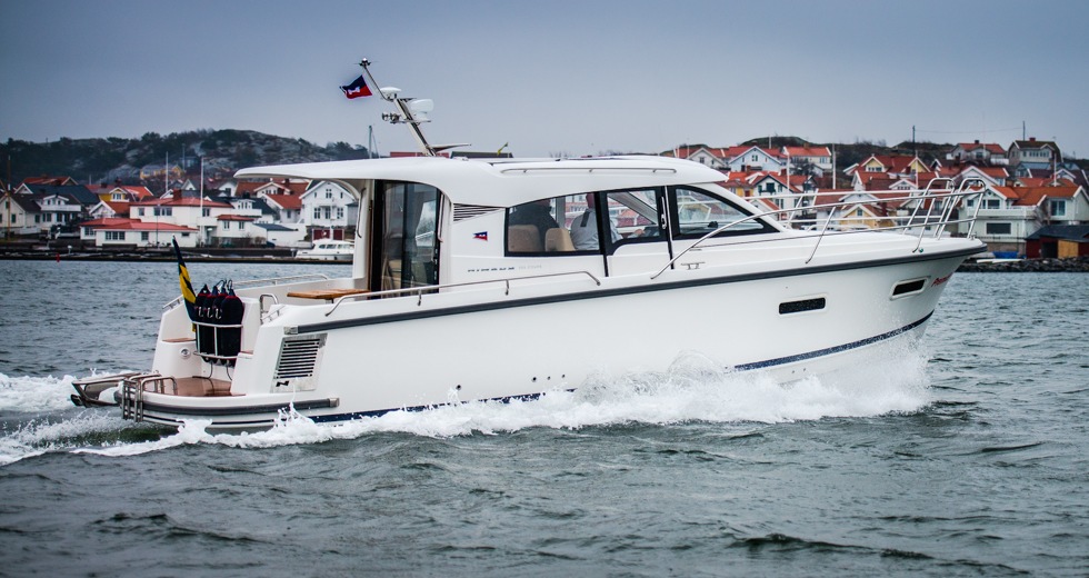 Nimbus 305 Coupé – modig lyx i modernt mak