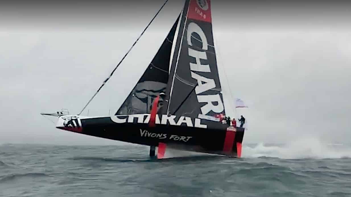 Featured image for Nu lyfter IMOCA 60!