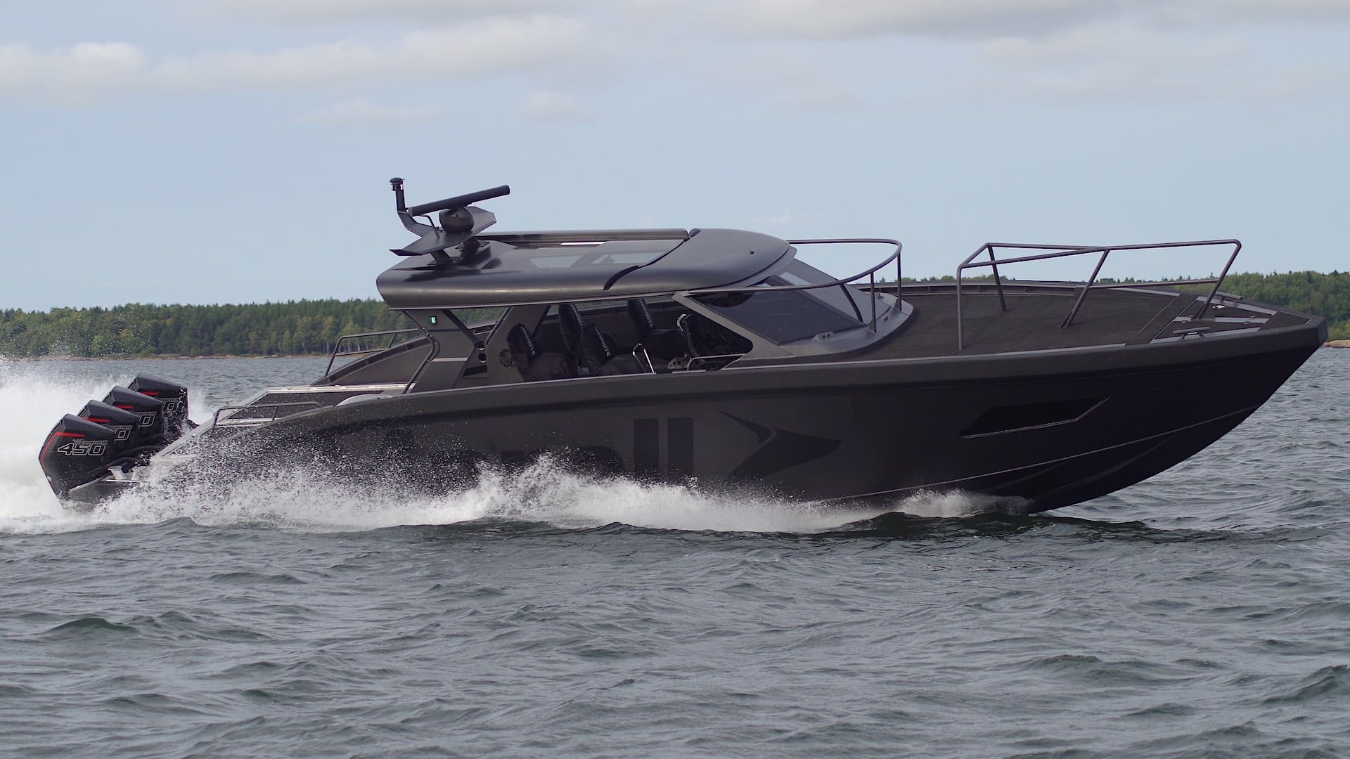 Featured image for Marell M15Q – svensk piratjagare med 1 800 hk!