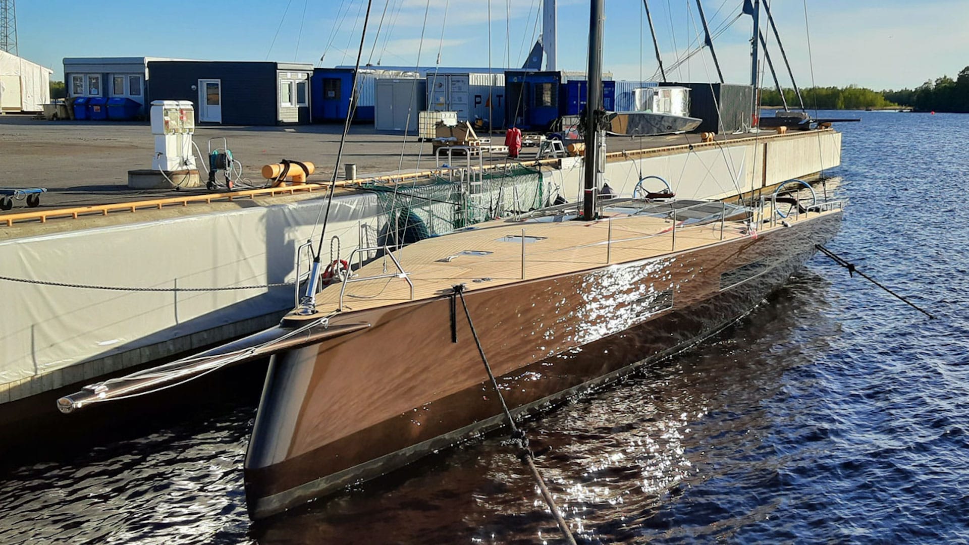 Featured image for Baltic 68 Café Racer – dagseglare på 21 meter!