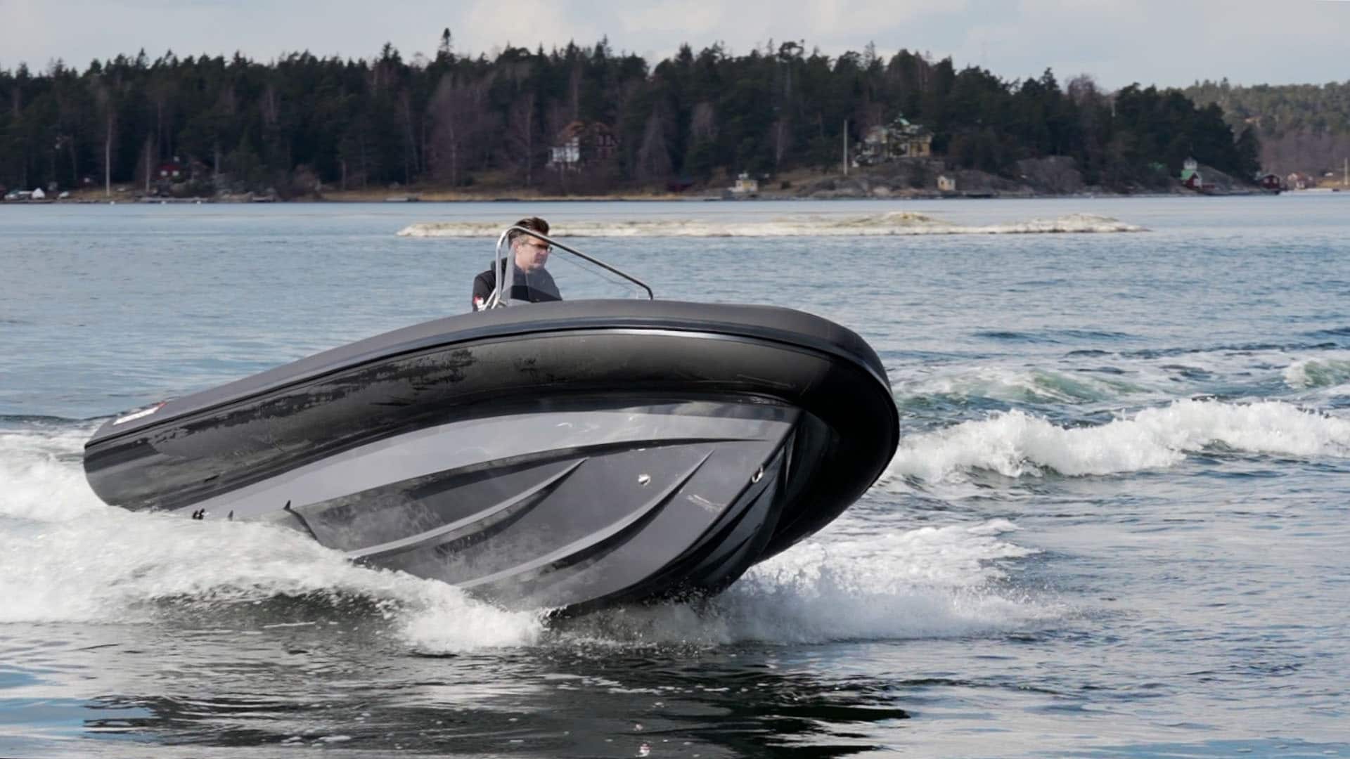 Northstar Orion 6 – behändig RIB på racingskrov