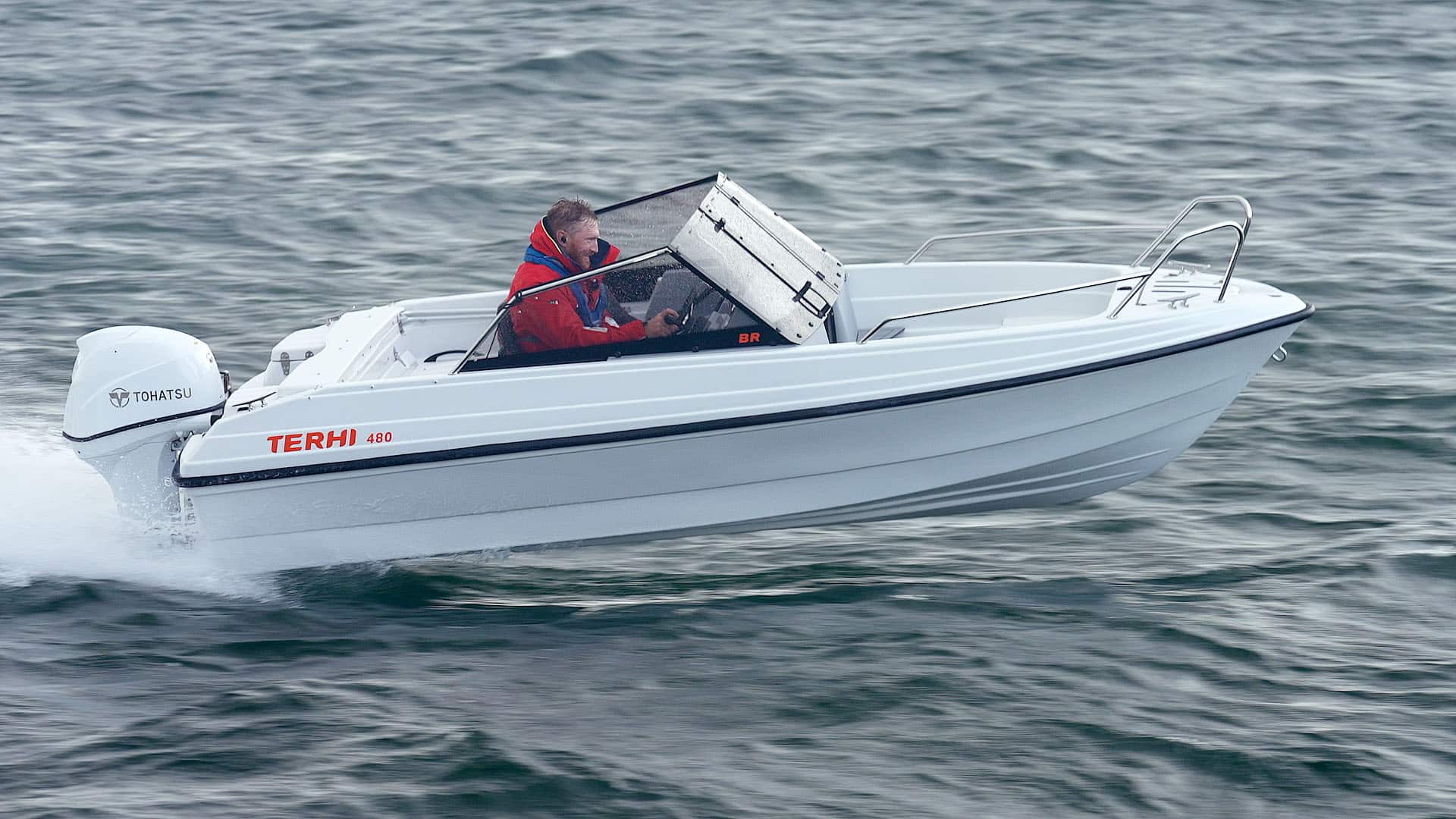 Terhi 480 BR – den lilla tuffa instegsbåten