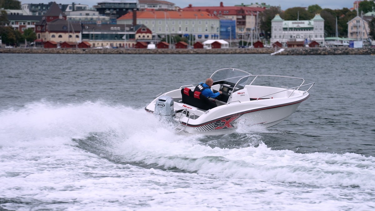 Micore Xw53cc – kaxig styrpulpetbåt som överraskar